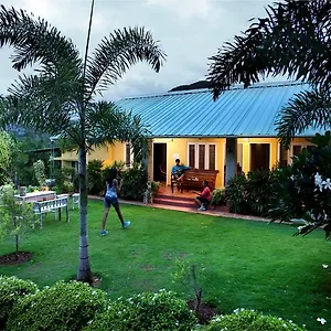 Farm stay Harvest Fresh Farms, Thekkady